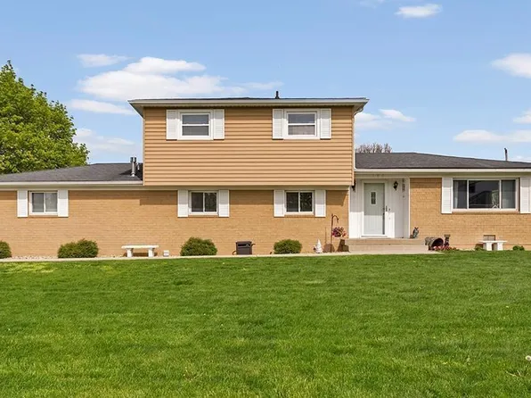 180 N East St, Russiaville, IN 46979