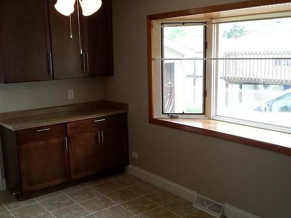 4th image of 3127 Farmer Dr
