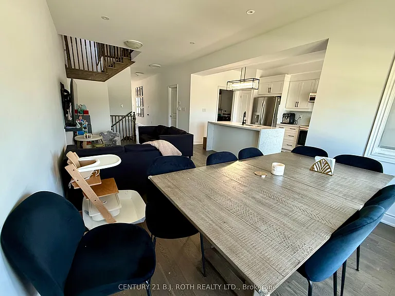 13 Harvest Cres — Photo 12