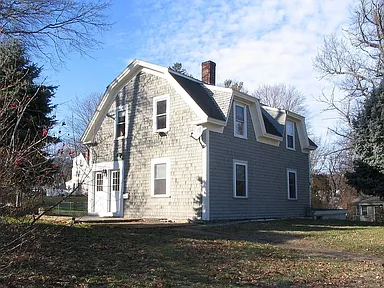 210 Court St — exterior photo