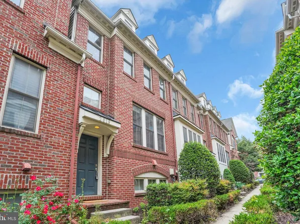 2619 S Kenmore Ct, Arlington, VA 22206