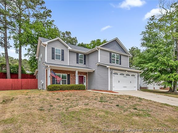 3rd image of 890 Duval Dr