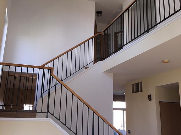 4th image of 2251 Margaret Dr