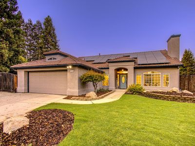 713 Magnolia Ave, Clovis, CA, 93611