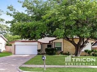 713 Cavendish Dr, Arlington, TX 76014