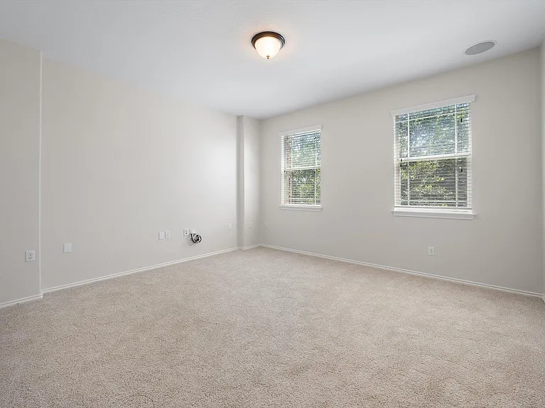 12104 Broten St — Photo 27