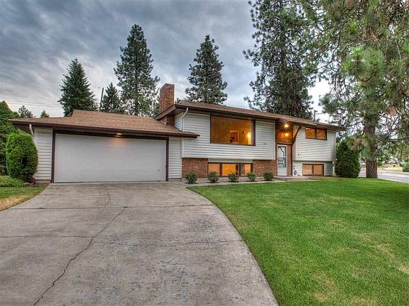 2nd image of 8702 N Benton Dr