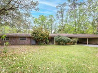 13708 Docena Cir, Ocean Springs, MS 39564