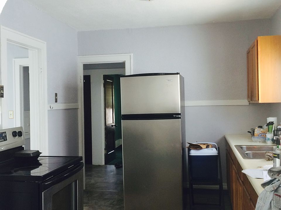2nd image of 18 Schauf Ave