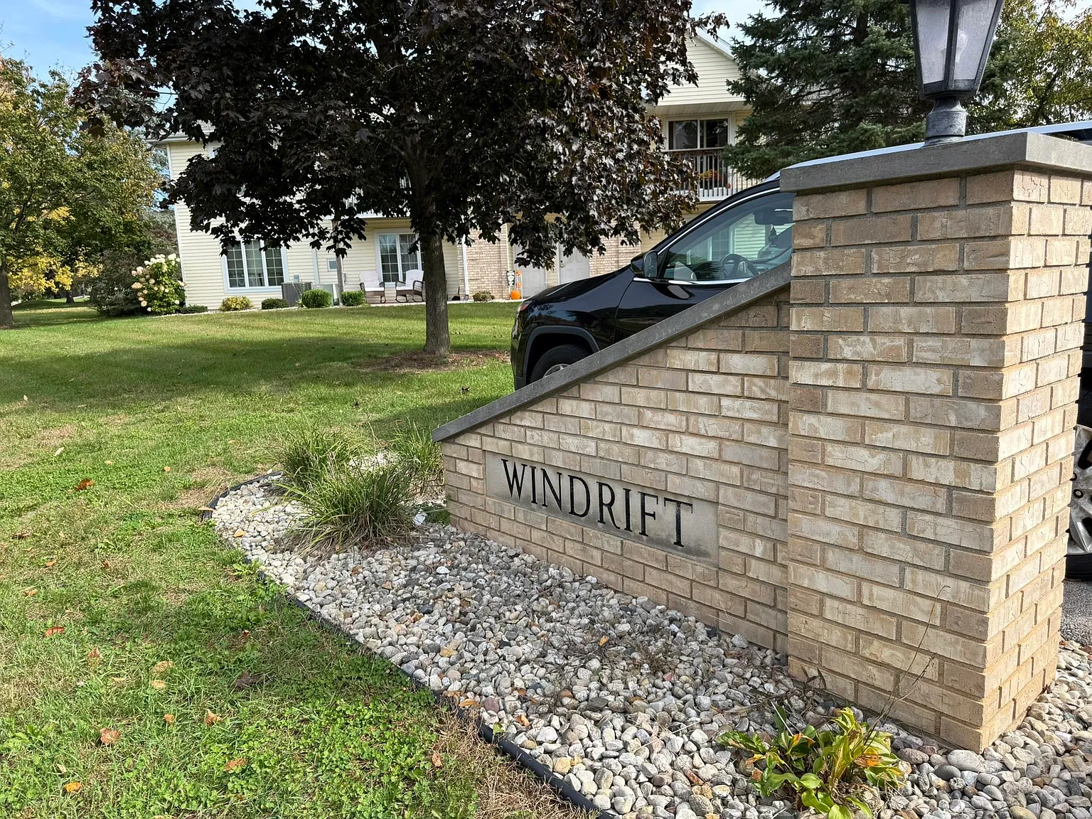 2 bed, 1.0 bath, 800 sqft, $1,400 — Photo 1