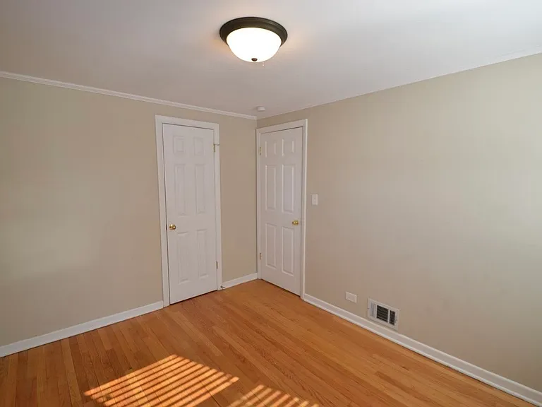 47 W Graham Ave — Photo 2