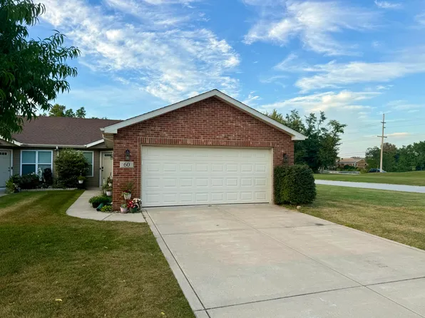 60 Polly Ln, Hobart, IN 46342