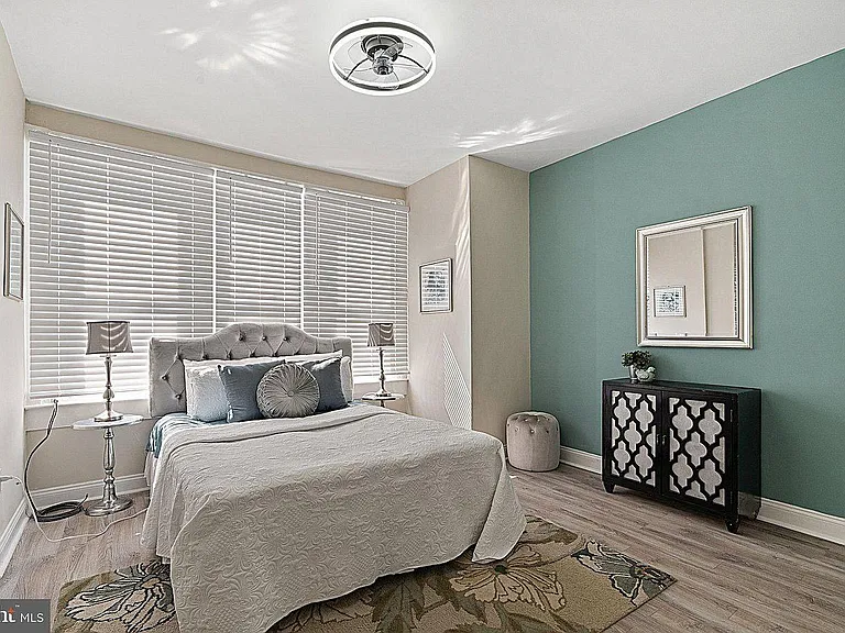 219 E Phil Ellena St — Photo 9