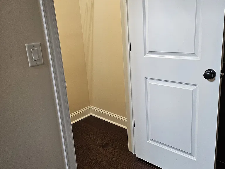 1140 Premier Key Dr — Photo 7