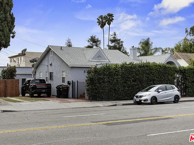 7764 Fountain Ave — Photo 25