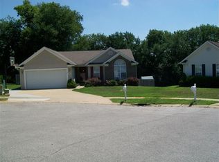 1407 Blackberry Rdg, Jeffersonville, IN 47130