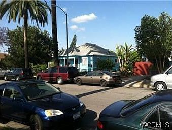 3rd image of 2124 Elm Ave