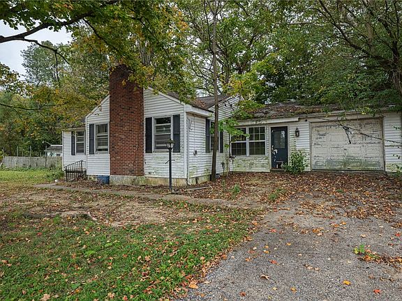 2nd image of 9541 Clyo Rd