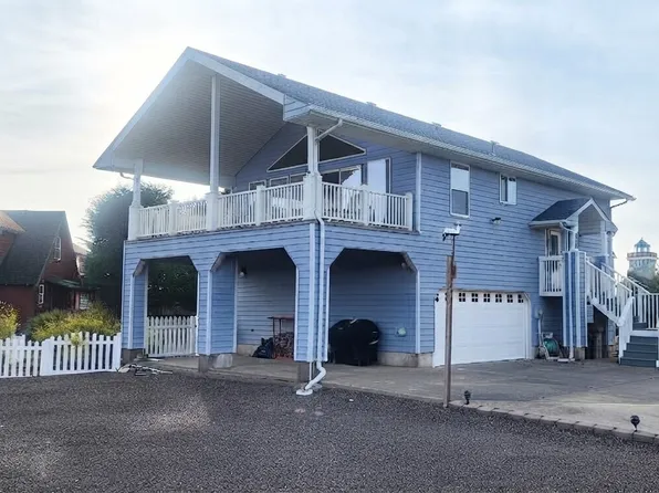 320 Marina Court, Ocean Shores, WA 98569