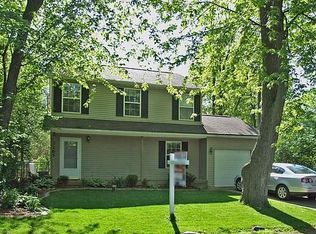 3265 Royal St, Commerce Township, MI 48382