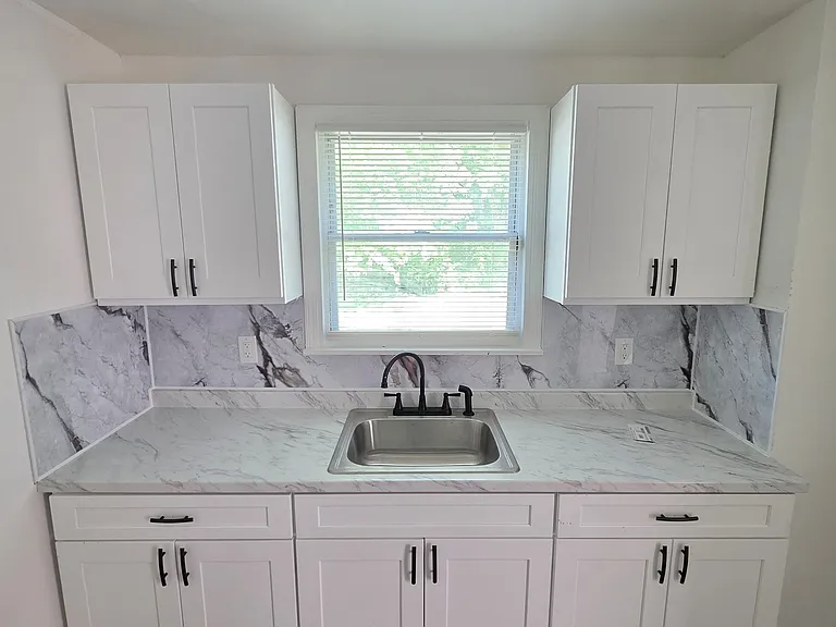 10006 Mark Twain St — Photo 10