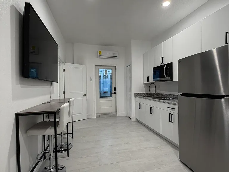 3418 SW Englewood St #3418 — Photo 21