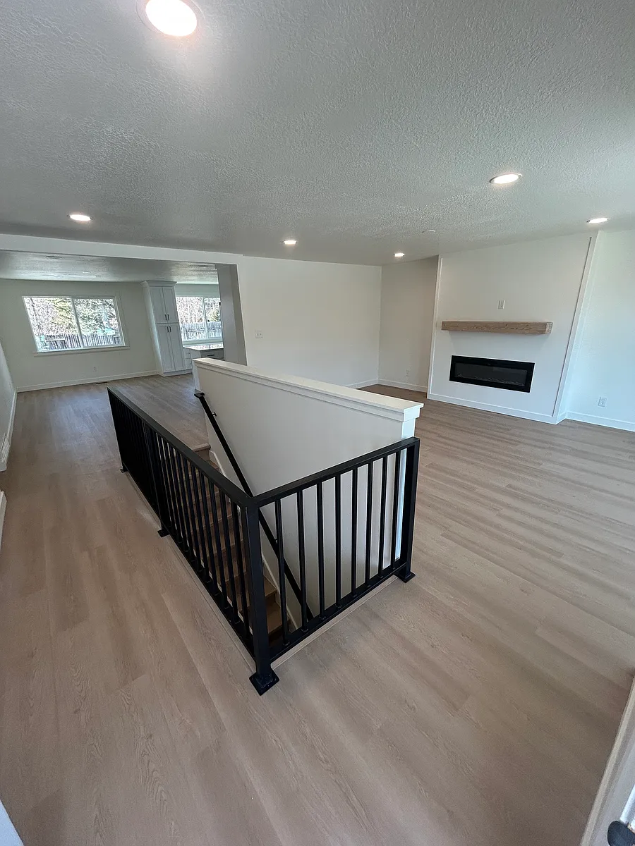 Building Photo - 9476 S Jene Dr