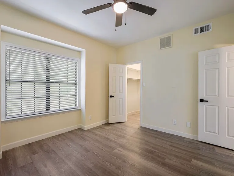 4623 Gaston Ave #7 — Photo 9