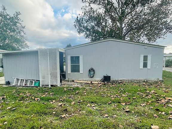 5th image of 105 Evergreen Ln