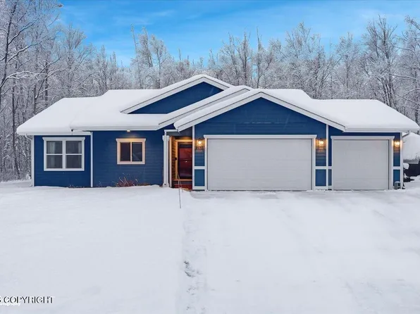 8450 N Michaelson St, Palmer, AK 99645