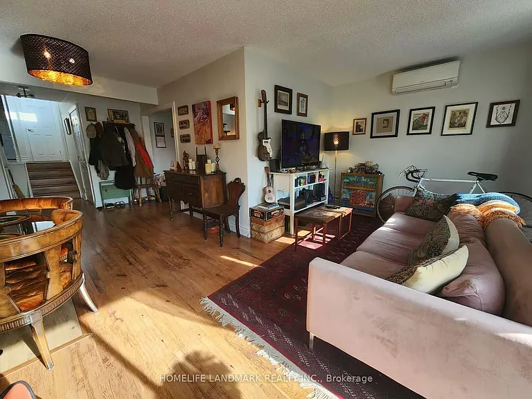 213 Kenilworth Ave #UPPER — Photo 2