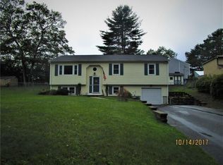 17 Osceola Ave, Coventry, RI 02816