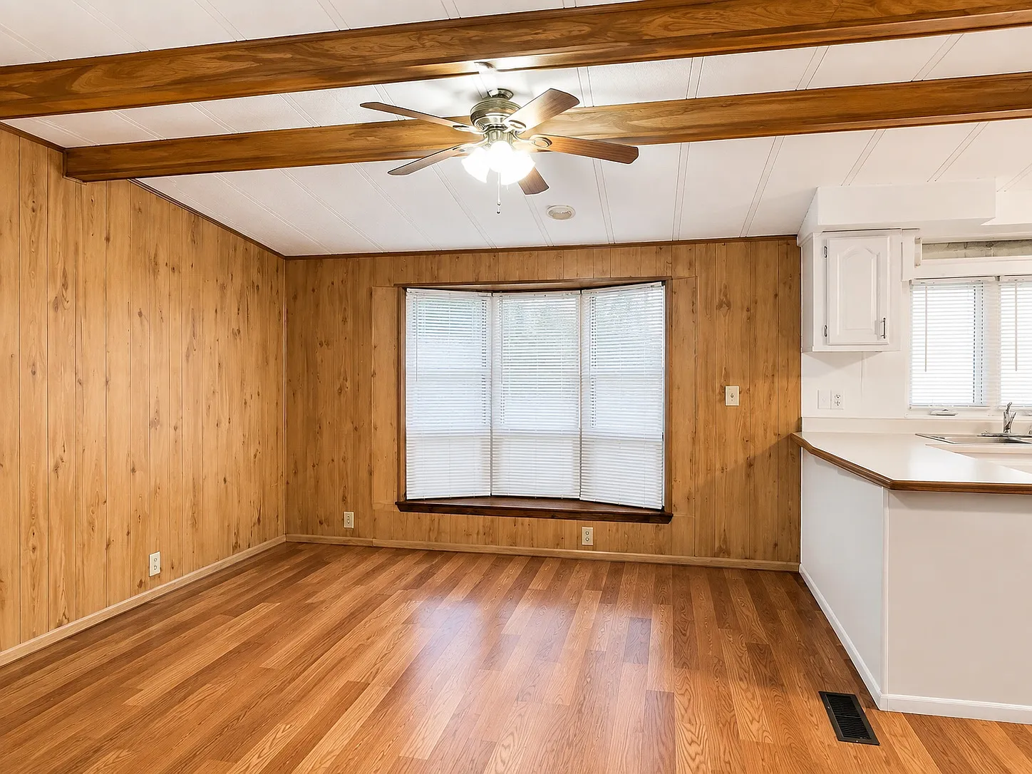 1 bed, 408 sqft, $1,390 — Photo 4
