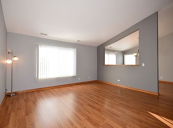 2nd image of 265 Thornwood Way Unit E