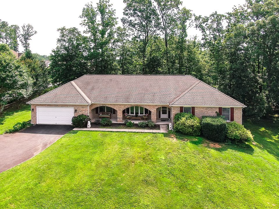 1st image of 717 Cedarday Dr