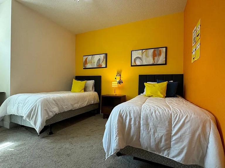 1641 Retreat Cir — Photo 20