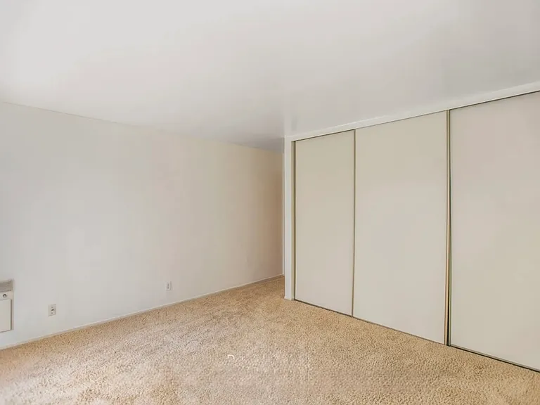 120 Joice St — Photo 12