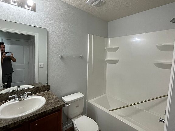 5th image of 1402 Kissimmee Ct