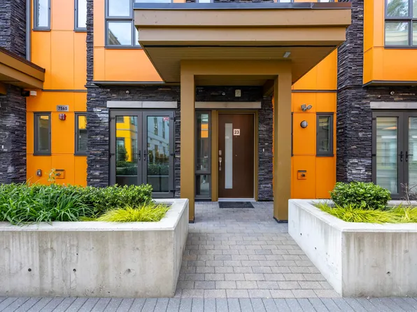7565 Oak St #23, Vancouver, BC V6P 3Z2