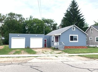 35 E Averill St, Sparta, MI 49345