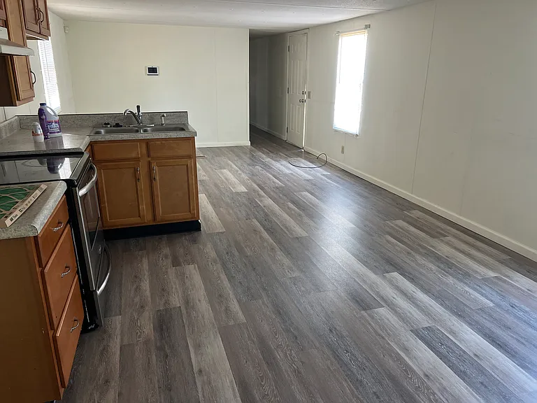 4439 Betsy Ross Dr — Photo 5