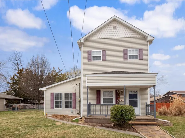 215 S Chestnut St, Collinsville, IL 62234