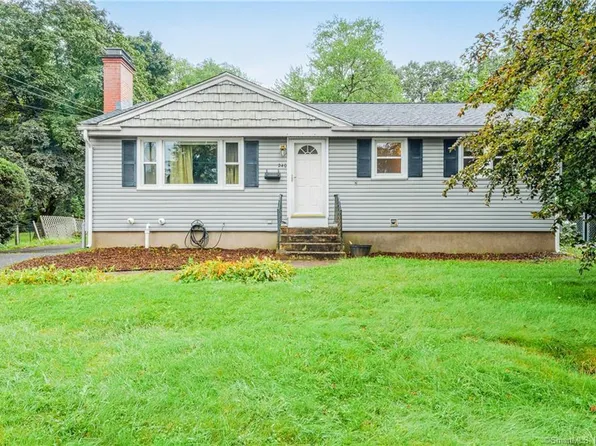 240 Green Road, Manchester, CT 06042