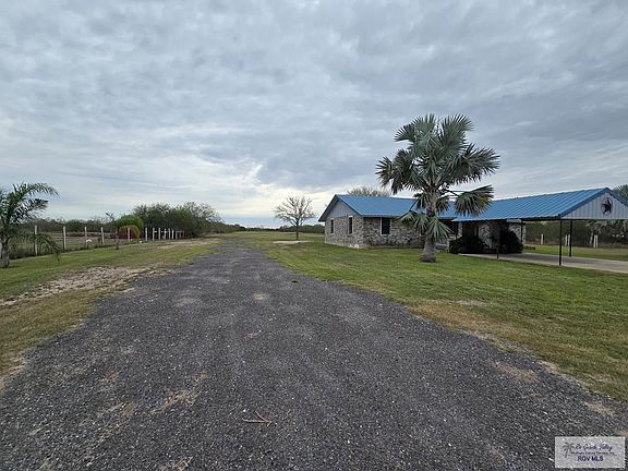 3rd image of 34719 Los Ranchos Rd