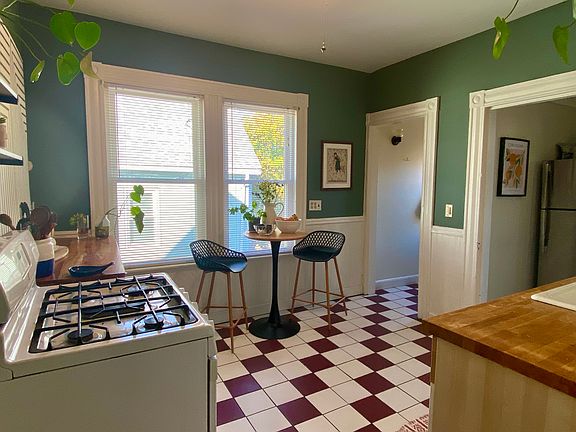3rd image of 160 Morehouse St #2