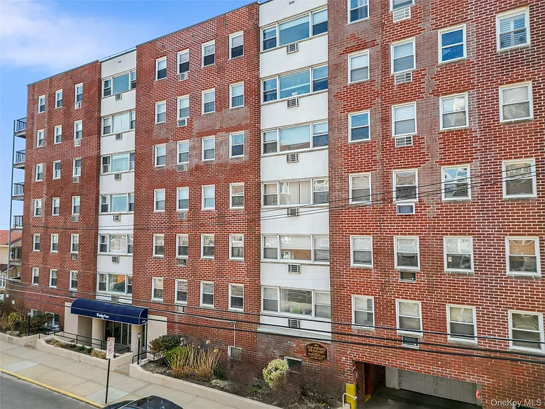 750 Shore Rd #2G — Photo 42