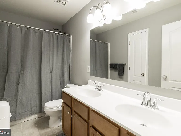 7177 Hummingbird Dr — Photo 11