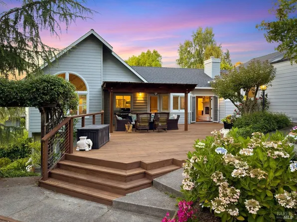 31 Biscayne Court, San Rafael, CA 94901