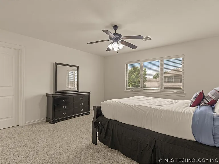 4902 S 165th East Ave — Photo 38