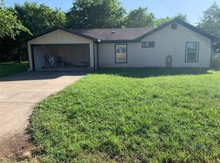 412 E Kilpatrick St, Cleburne, TX 76031